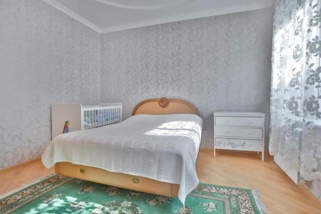 Nana'S Apartment Кутаиси Екстериор снимка